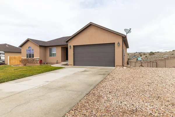2101 E Ravine Rd RD N, Enoch, UT 84721