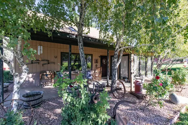 825 N HORSEMANS PARK DR, Dammeron Valley, UT 84783