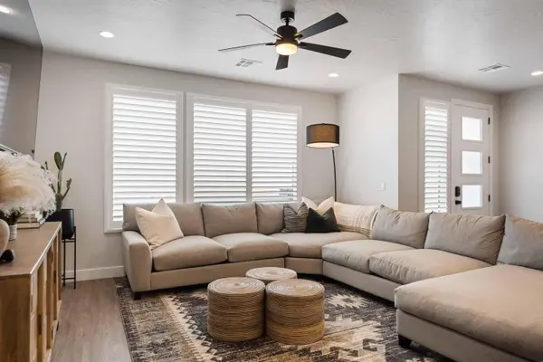 5412 AQUAMARINE LN, St George, UT 84790