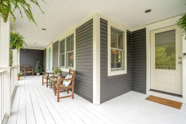 5 Plover LN, Scarborough, ME 04074