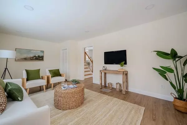 1 Westdale Ave, Wilmington, MA 01887