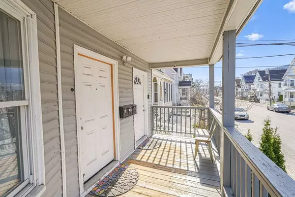 189-191 Abbott St, Lawrence, MA 01843