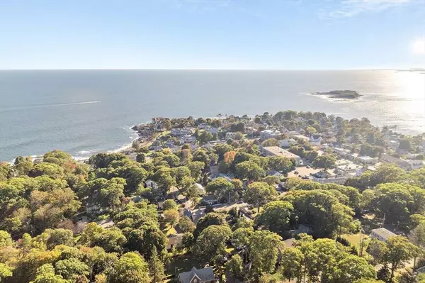 2 Ocean Ave #3H, Gloucester, MA 01930