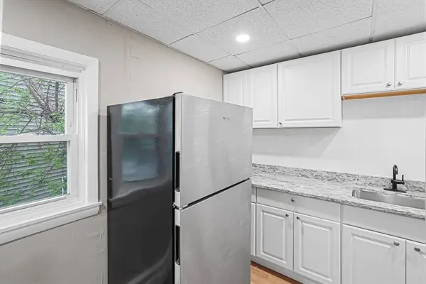 100-102 West 6th St, Lowell, MA 01850