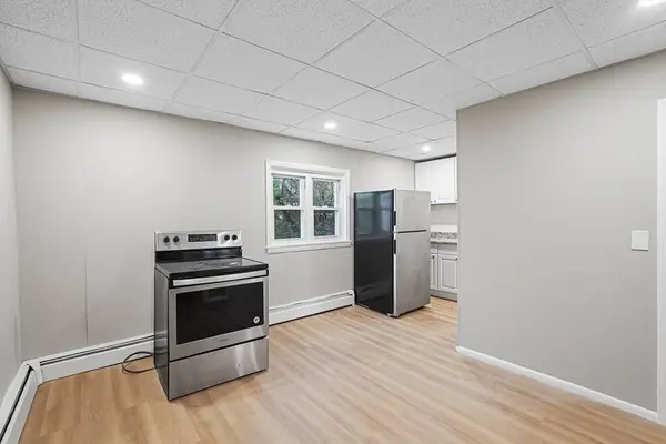 100-102 West 6th St, Lowell, MA 01850