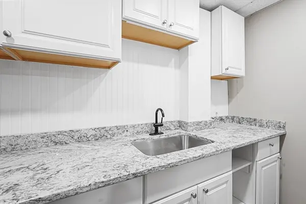 100-102 West 6th St, Lowell, MA 01850