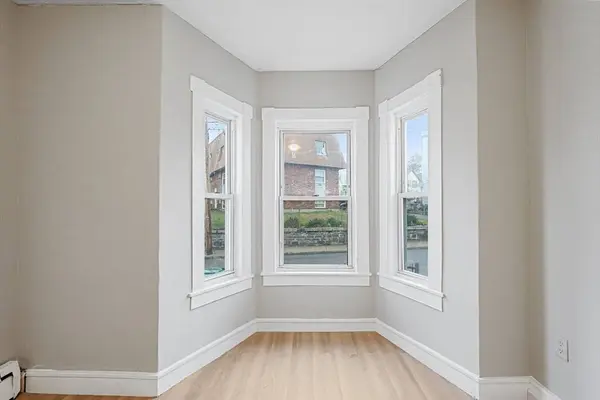 100-102 West 6th St, Lowell, MA 01850