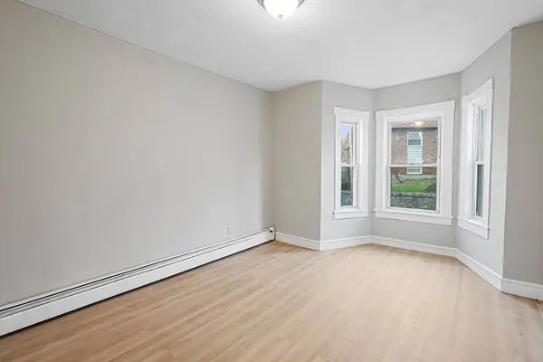 100-102 West 6th St, Lowell, MA 01850