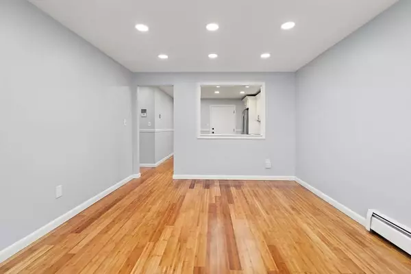 924 Main St #14, Woburn, MA 01801