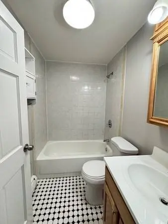 22 Kenmar Dr #194, Billerica, MA 01821