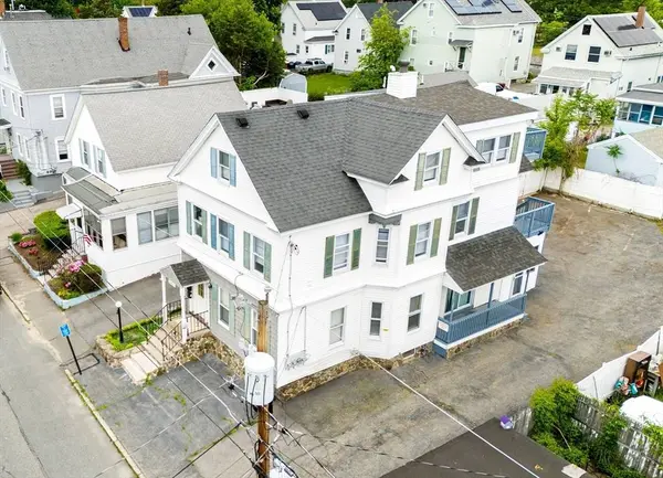 111 Gershom Ave, Lowell, MA 01854