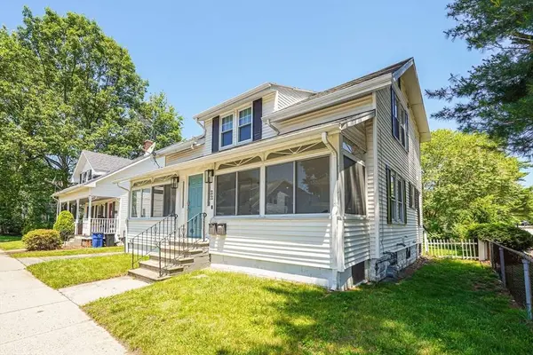 22 Tampa St, Worcester, MA 01604