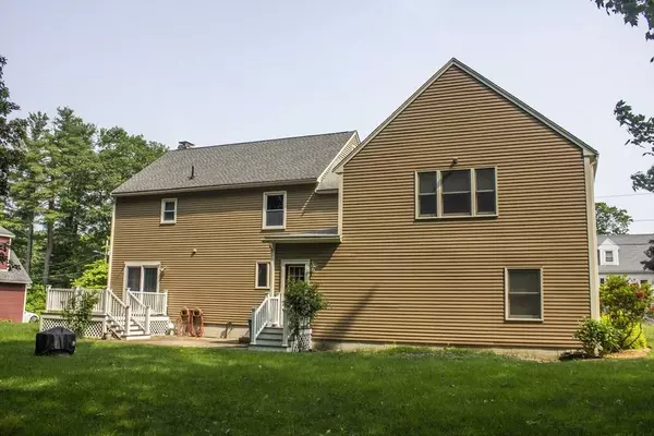 61 Bernice Ave, Leominster, MA 01453