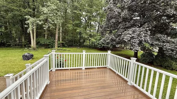 61 Bernice Ave, Leominster, MA 01453