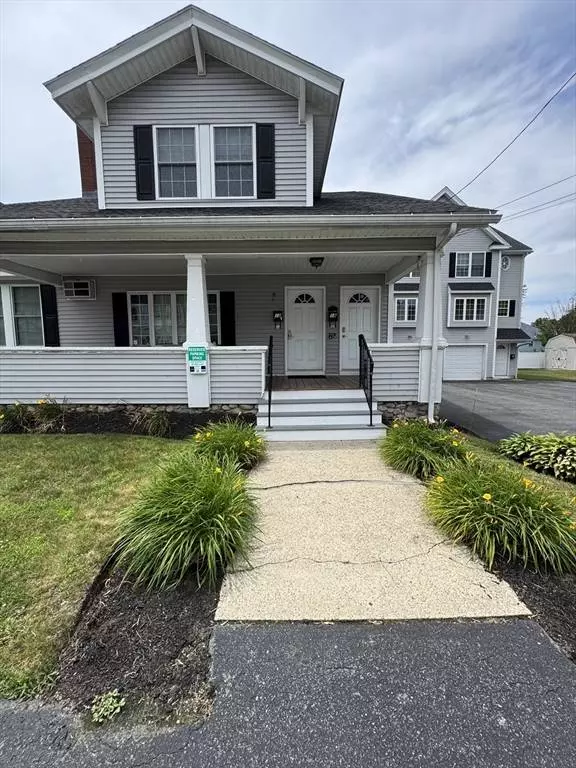 18 Dana St #2, Lowell, MA 01850