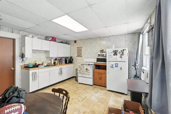 19 Franklin Ct, Gardner, MA 01440