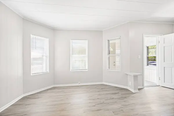 1 Dalton St, Lowell, MA 01850