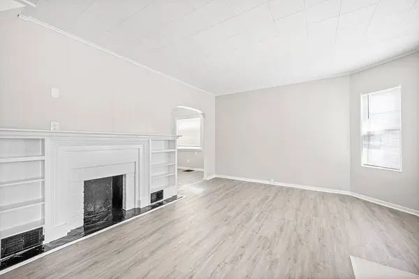 1 Dalton St, Lowell, MA 01850