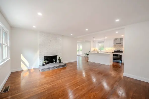 76 Plain Road, Westford, MA 01886