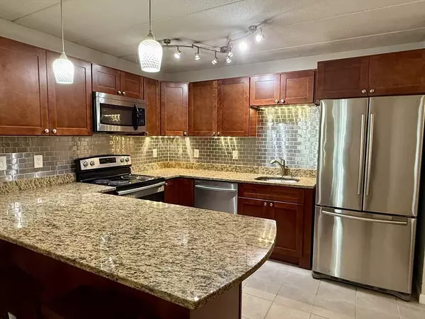 152 Turner Rd #40, Holliston, MA 01746