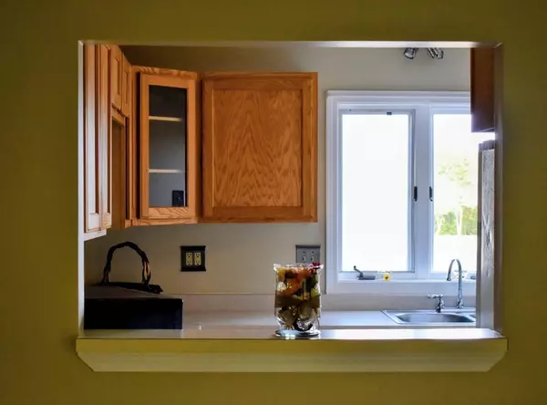 825 John Fitch Hwy #9, Fitchburg, MA 01420