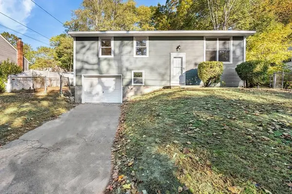 164 Bradley St, Lowell, MA 01850