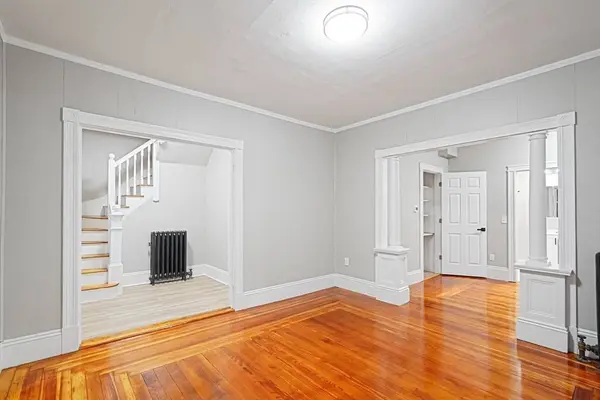 725 Boston St, Lynn, MA 01901