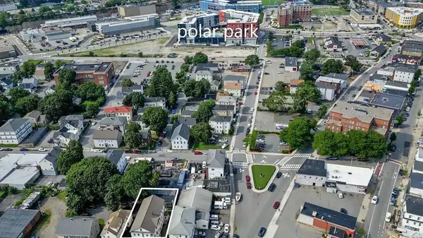 10 Ellsworth St, Worcester, MA 01610