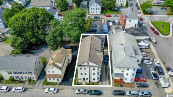 10 Ellsworth St, Worcester, MA 01610