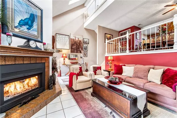 5471 E Centralia ST #24, Long Beach, CA 90808