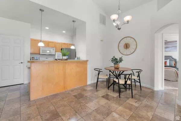 1145 S MEADOW FORK RD #4, Provo, UT 84606