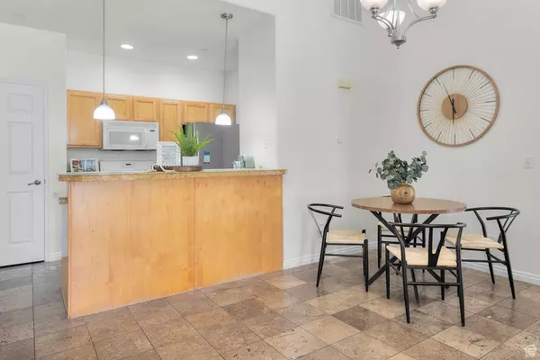 1145 S MEADOW FORK RD #4, Provo, UT 84606