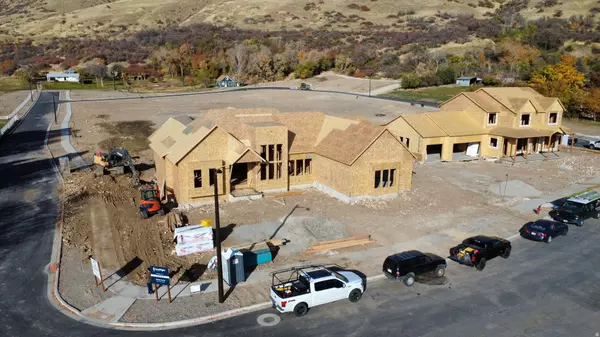 2213 E 850 S, Springville, UT 84663