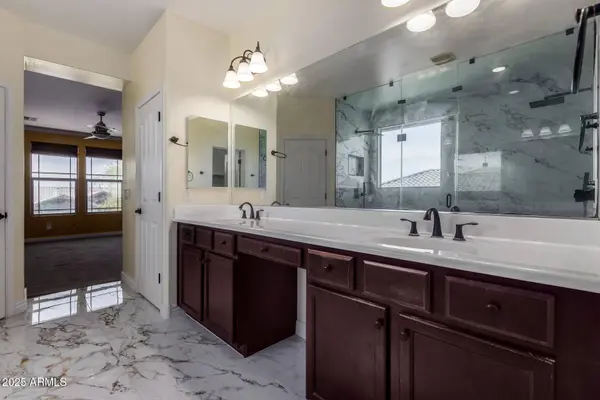 18640 W PIONEER Street, Goodyear, AZ 85338