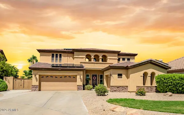 14586 W COLUMBUS Avenue, Goodyear, AZ 85395