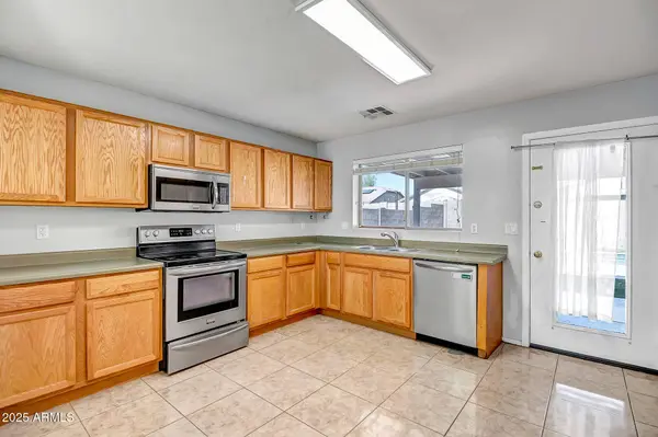 17224 W ELIZABETH Avenue, Goodyear, AZ 85338