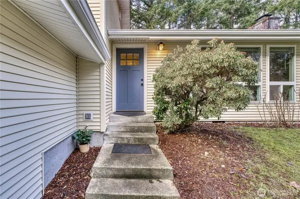 4850 Sherlyn AVE SE, Port Orchard, WA 98367