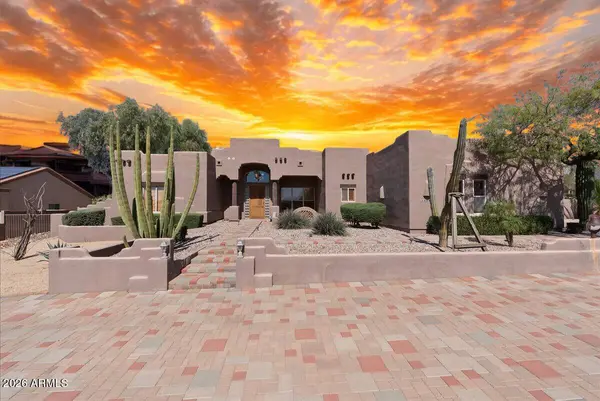 13002 W SAN JUAN Avenue, Litchfield Park, AZ 85340