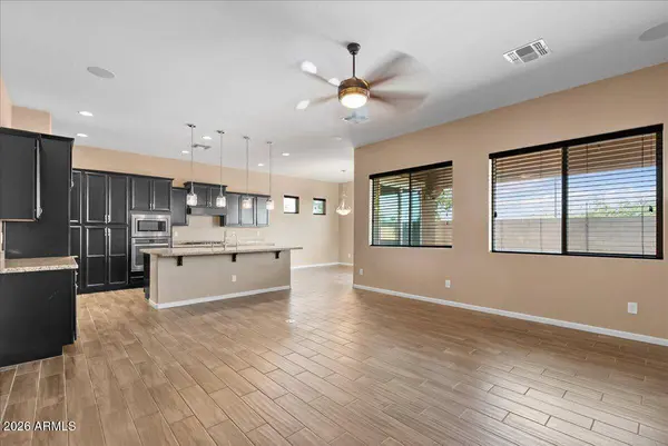 14751 W PASADENA Avenue, Litchfield Park, AZ 85340