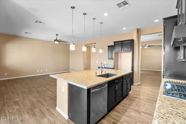 14751 W PASADENA Avenue, Litchfield Park, AZ 85340