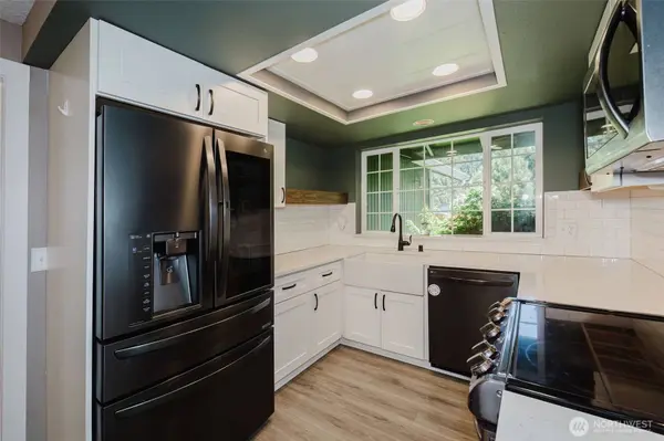 7629 Oak Park DR NW, Bremerton, WA 98311