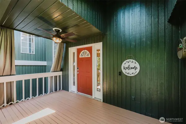 7629 Oak Park DR NW, Bremerton, WA 98311