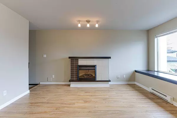 7370 Stride AVE #30, Burnaby, BC V3N 5E6