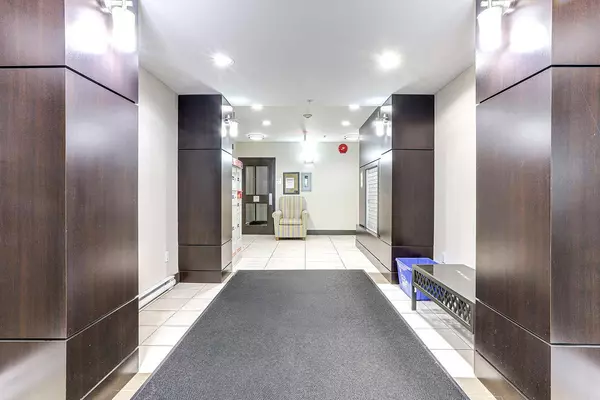 22290 North AVE #307, Maple Ridge, BC V2X 8Z8