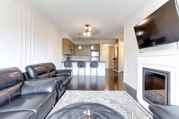 22290 North AVE #307, Maple Ridge, BC V2X 8Z8