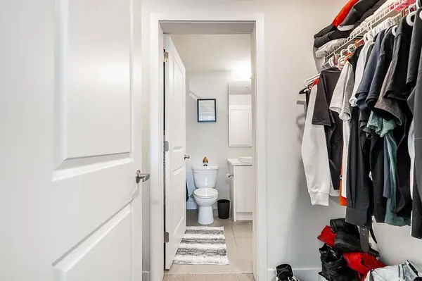 1516 Mccallum RD #111, Abbotsford, BC V2S 0L9