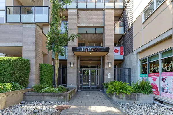 55 Eighth AVE #208, New Westminster, BC V3L 0E8