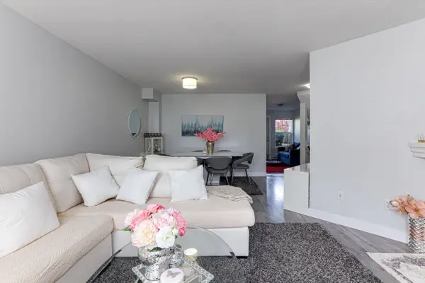 8638 159 ST #19, Surrey, BC V4N 5P7