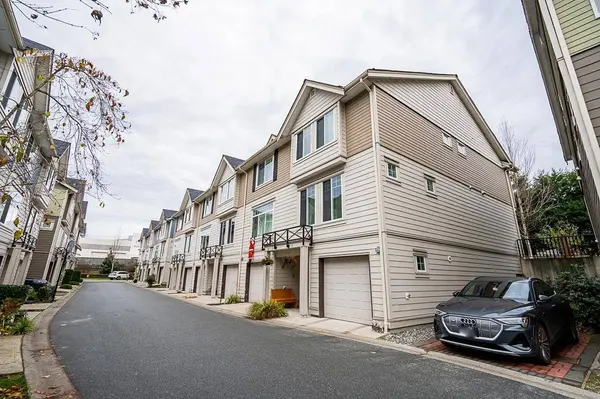 15399 Guildford DR #90, Surrey, BC V3R 7C9