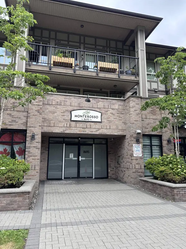 8695 160 ST #206, Surrey, BC V4N 6L6
